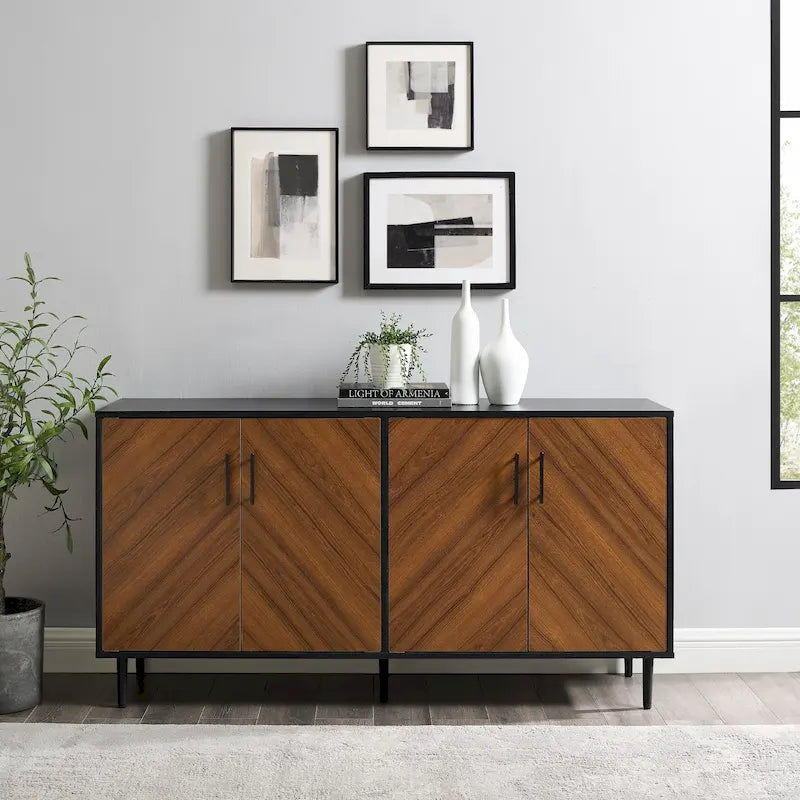 Buffet de 147 cm de style Mid-Century Modern avec 4 portes bookmatch et pieds fuselés