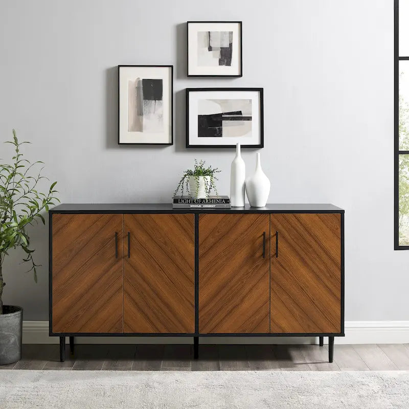 Buffet de 147 cm de style Mid-Century Modern avec 4 portes bookmatch et pieds fuselés