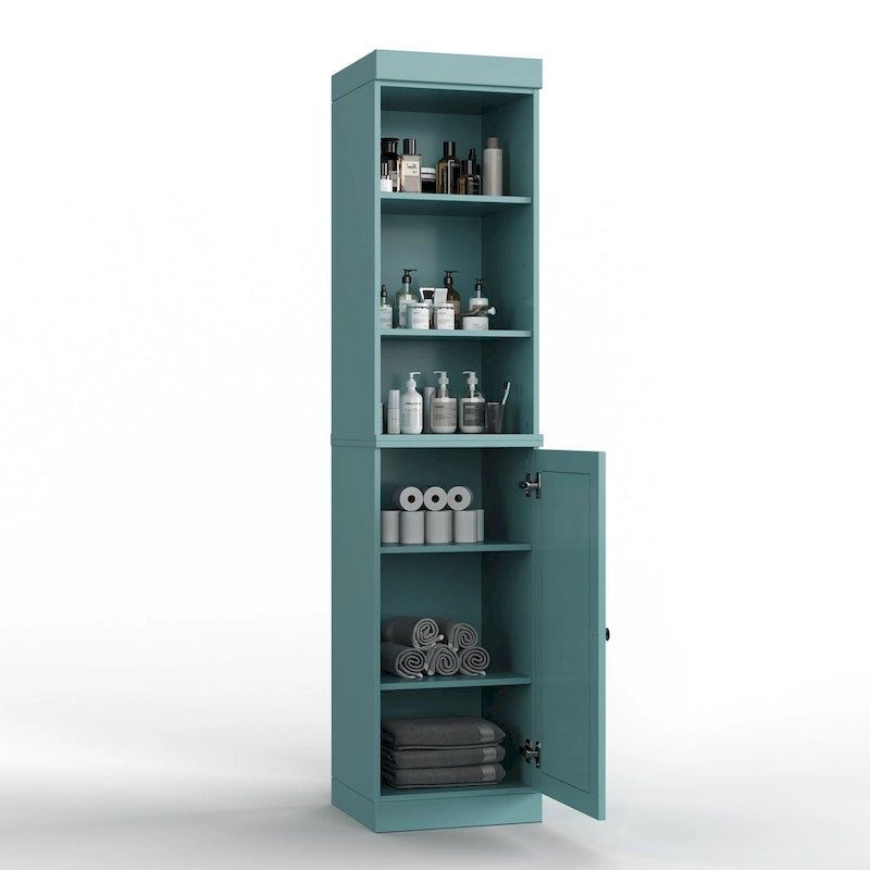 Armoire haute en bois massif avec étagères réglables et portes à panneaux surélevés