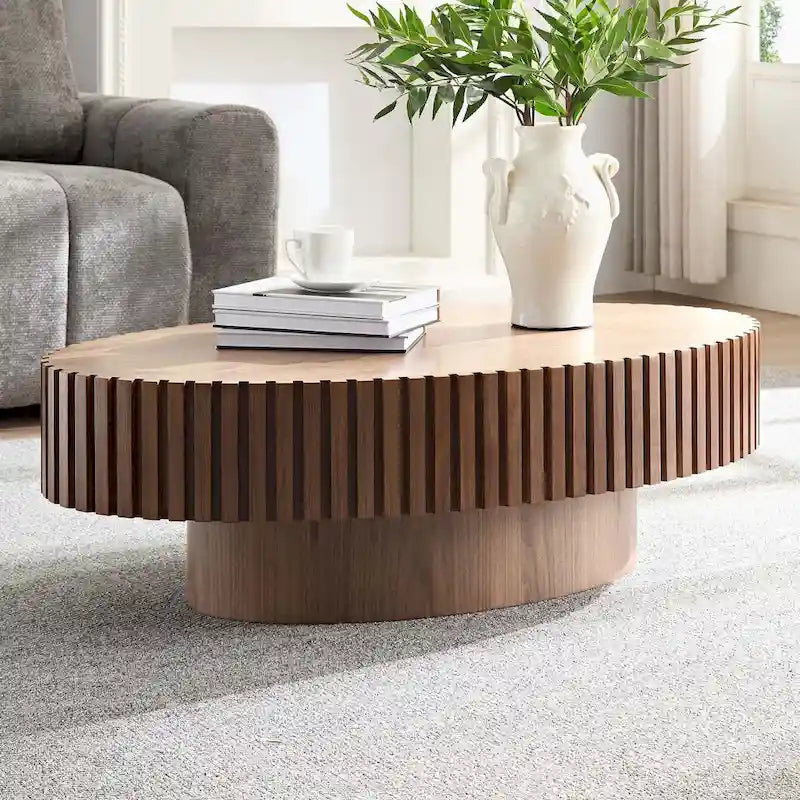 Table Basse Ronde avec Surface en Relief Bois et Piétement Socle