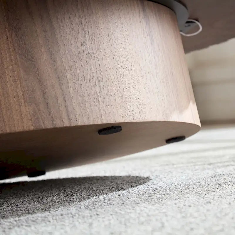 Table Basse Ronde avec Surface en Relief Bois et Piétement Socle