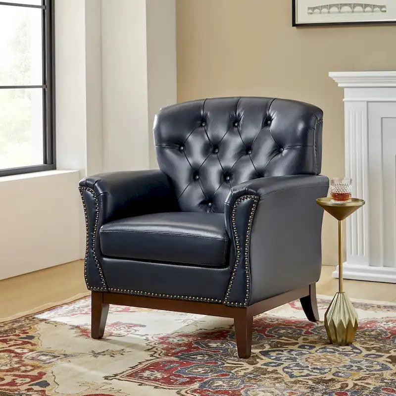Fauteuil d'appoint en cuir véritable capitonné à dossier haut avec clous décoratifs et pieds en bois